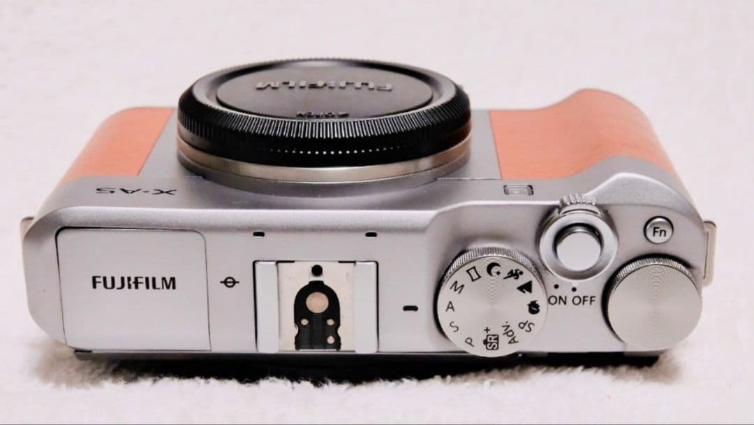 富士フイルム FUJIFILM X-A5 ブラウン ボディのみ