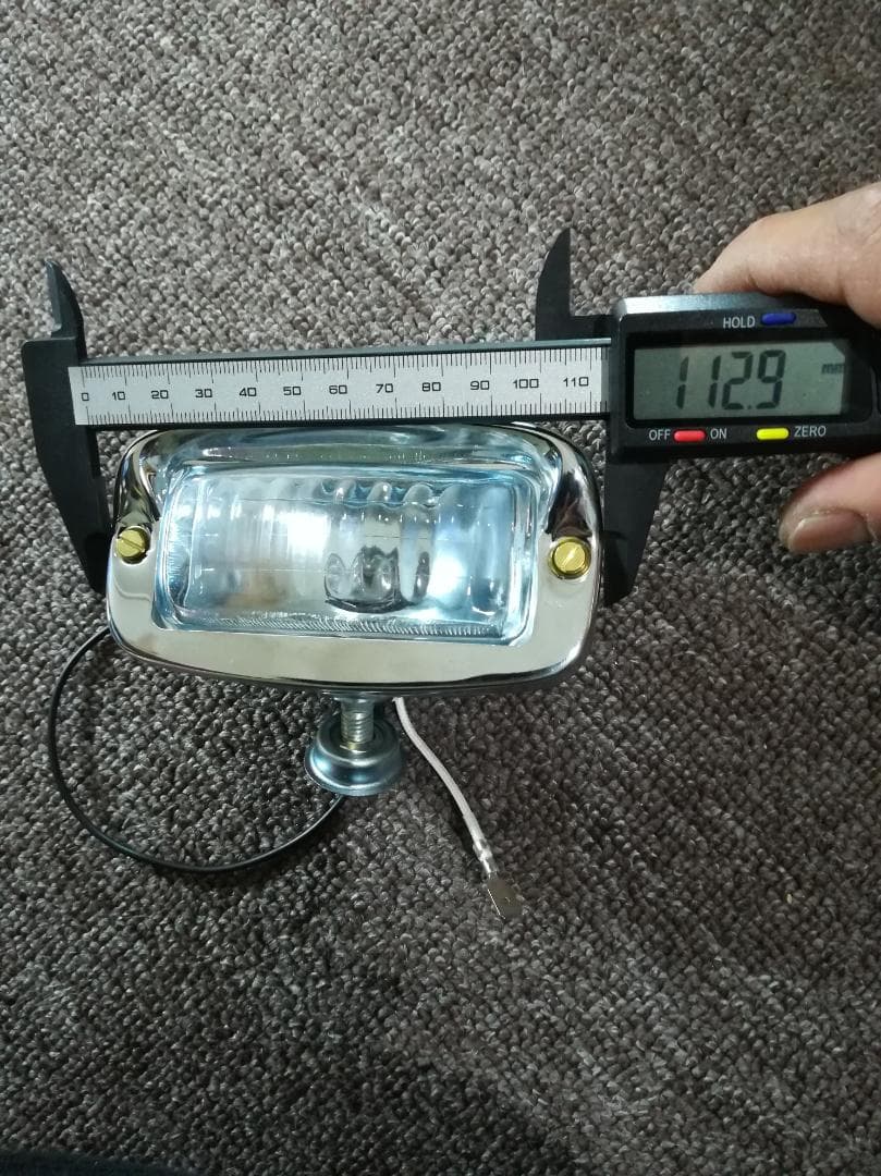 12Ｖ ヘッドライト 最小　スクエア　四角