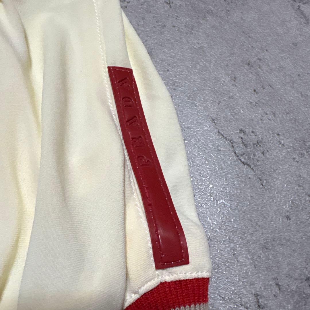 トップス 00s PRADA tech vest y2k
