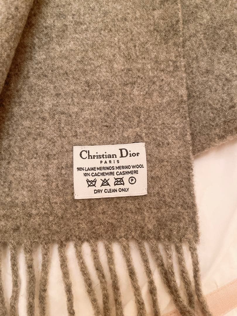 ☆美品☆クリスチャンディオール ロゴマフラー　グレー系