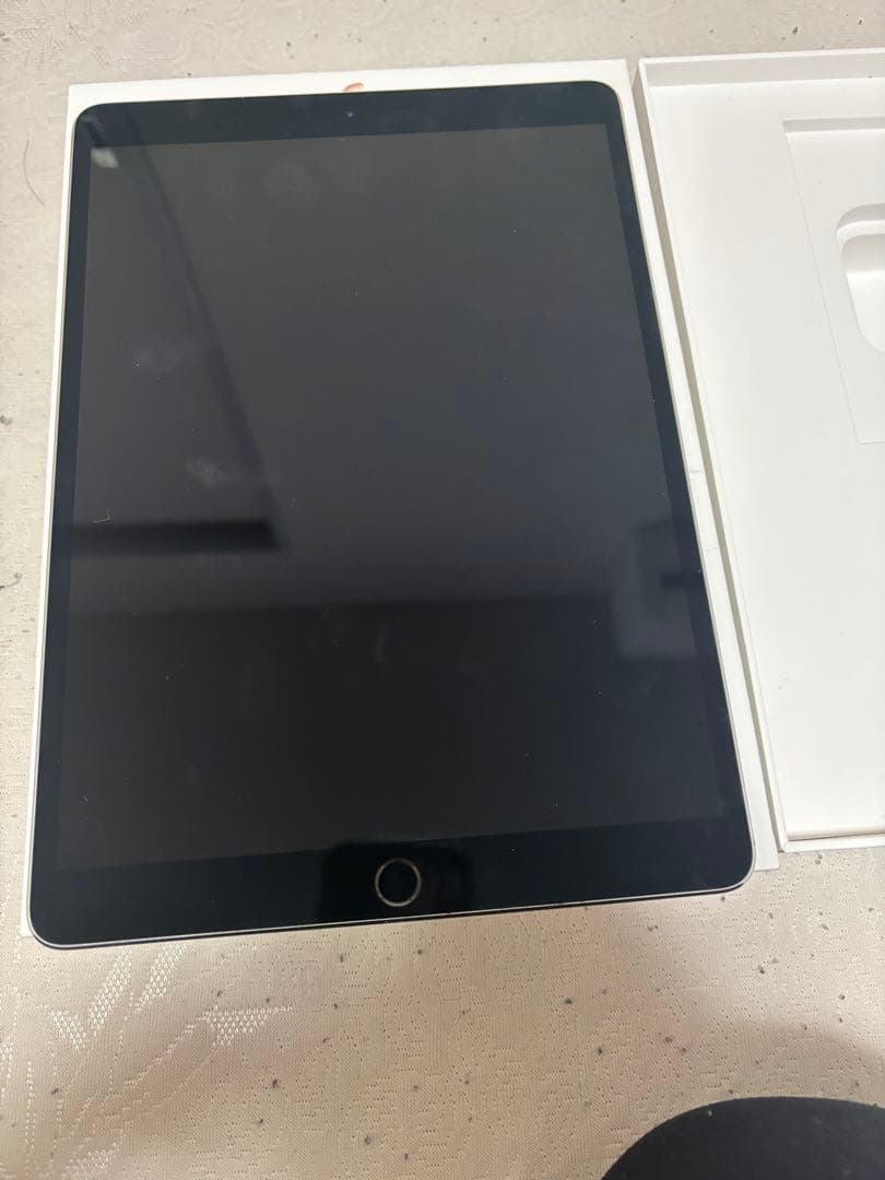 S*u様 Apple iPad Pro (10.5インチ) 256GB バッテリ