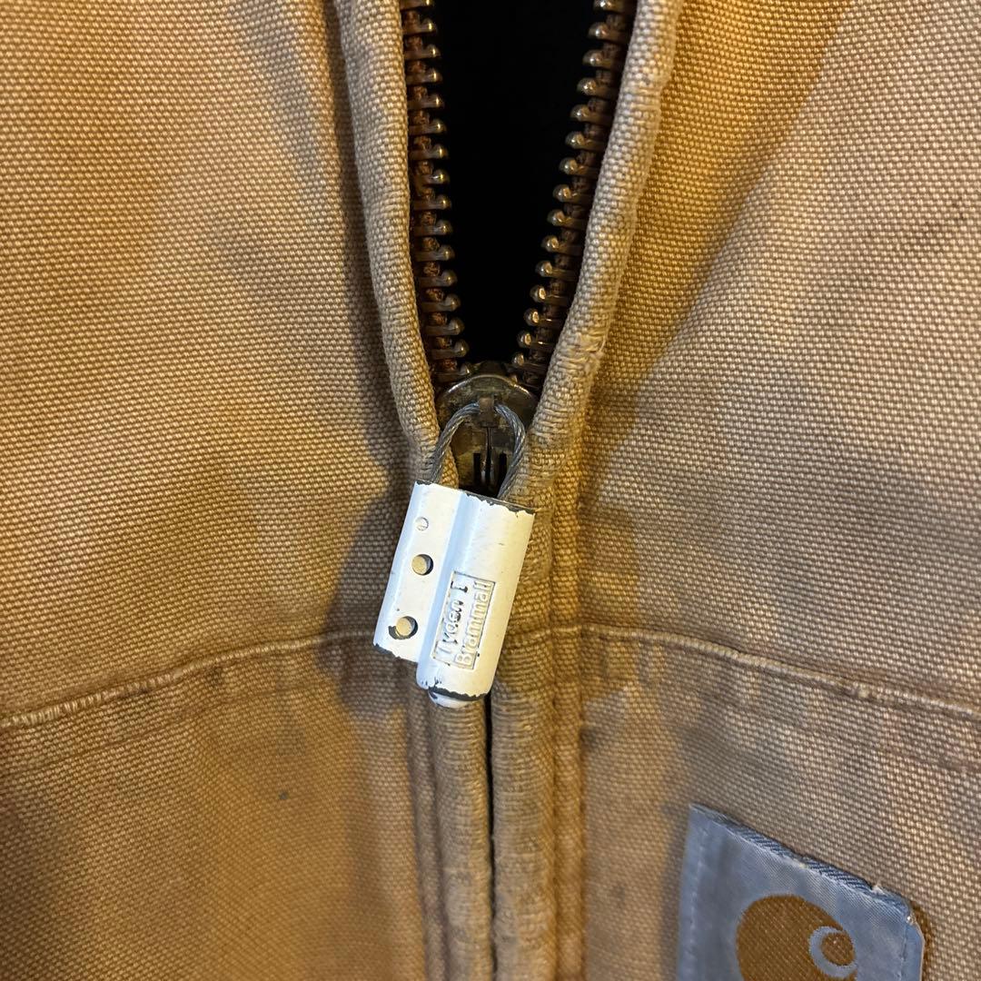 Carhartt J04 アクティブジャケット ダックジャケット