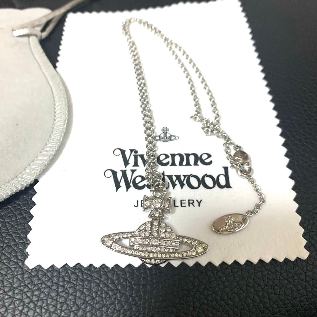 Vivienne Westwood KIKA オーブペンダント ネックレス