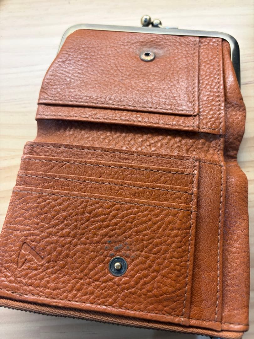 土屋鞄　ブラウンレザー 二つ折り財布　キャメル