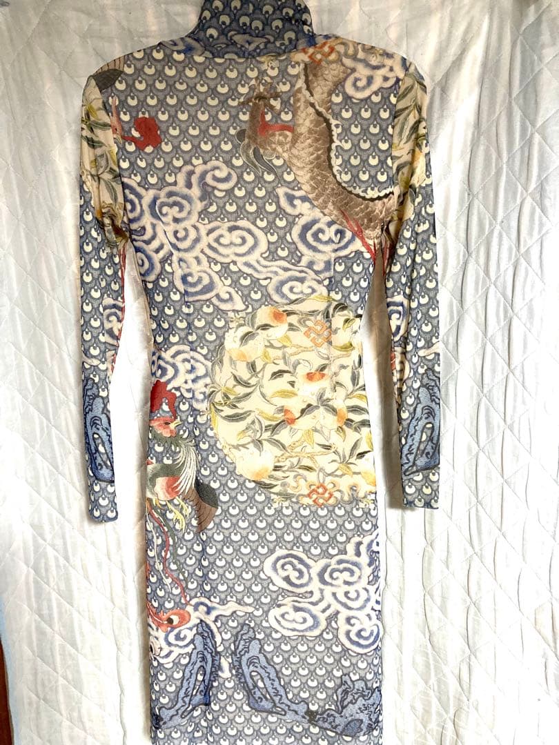 2回着　VIVIENNETAM ヴィヴィアンタム　龍.鳳凰.桃.雲海柄ワンピース