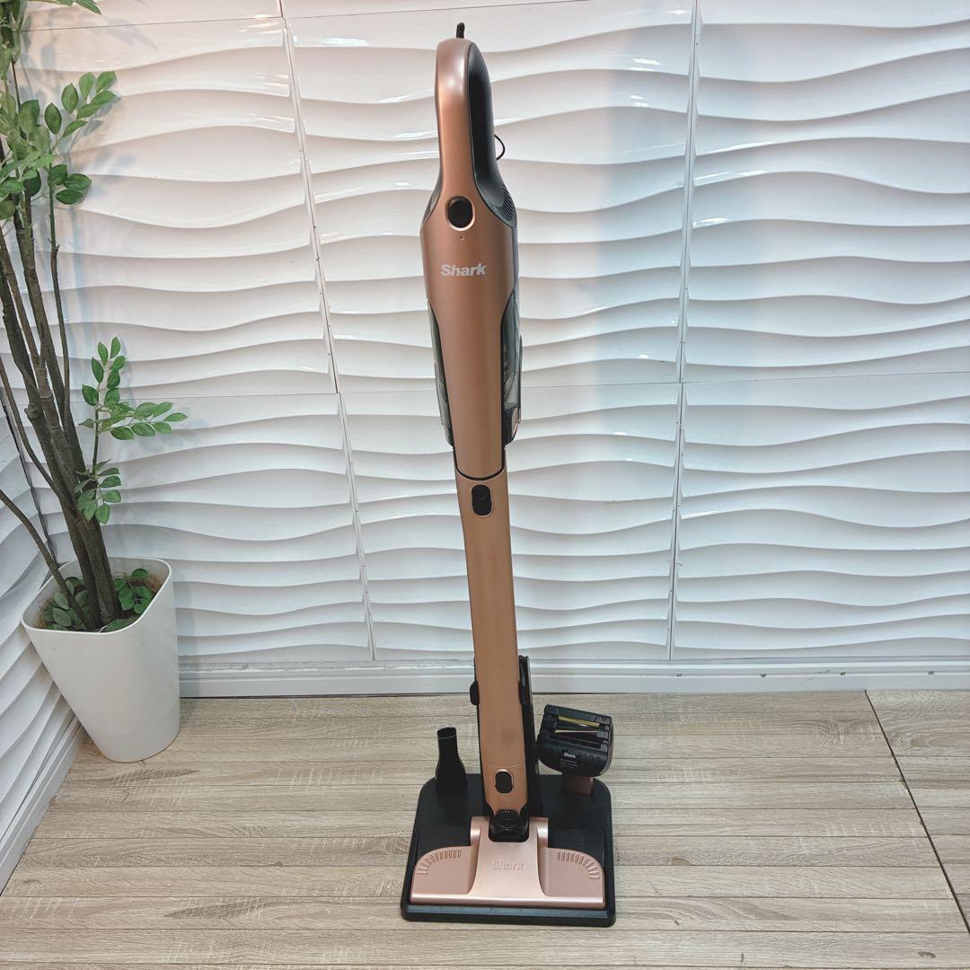 ◇Shark◇シャーク◇充電式サイクロンスティッククリーナー◇掃除機◇