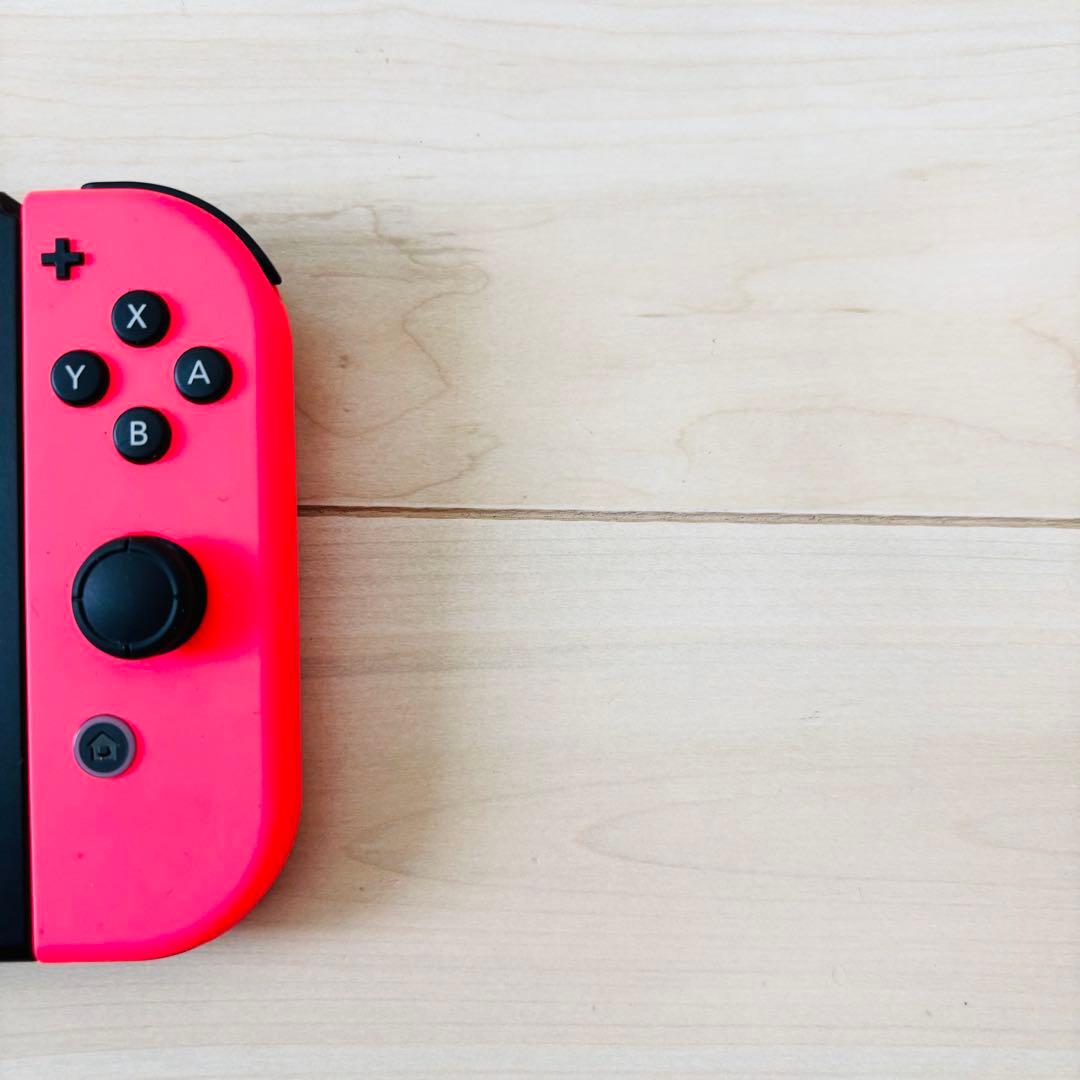【未使用に近い】2024年モデル　Nintendo Switch スイッチ　本体