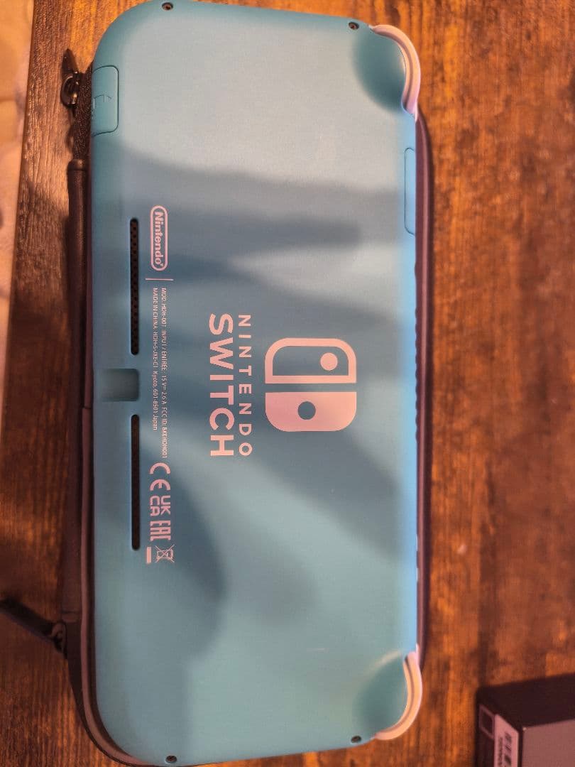 Switch Lite ターコイズ 本体のみ（ケース付き）