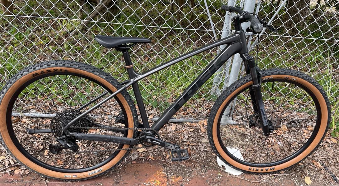 SM商品になります TREK マーリン タイヤホイール以外の全て