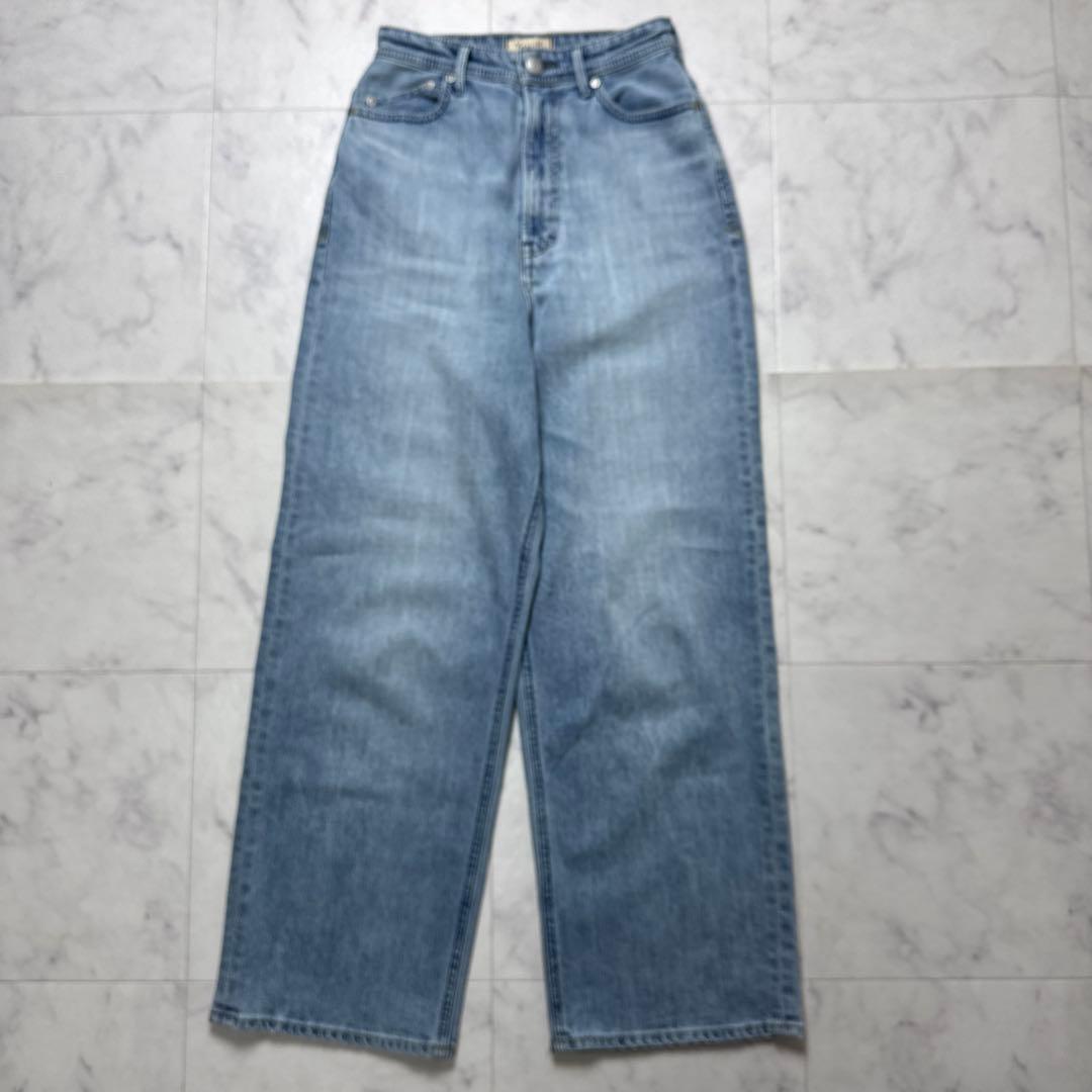 【極美品】 YANUK ルーズストレート JOAN ブルーデニム 24
