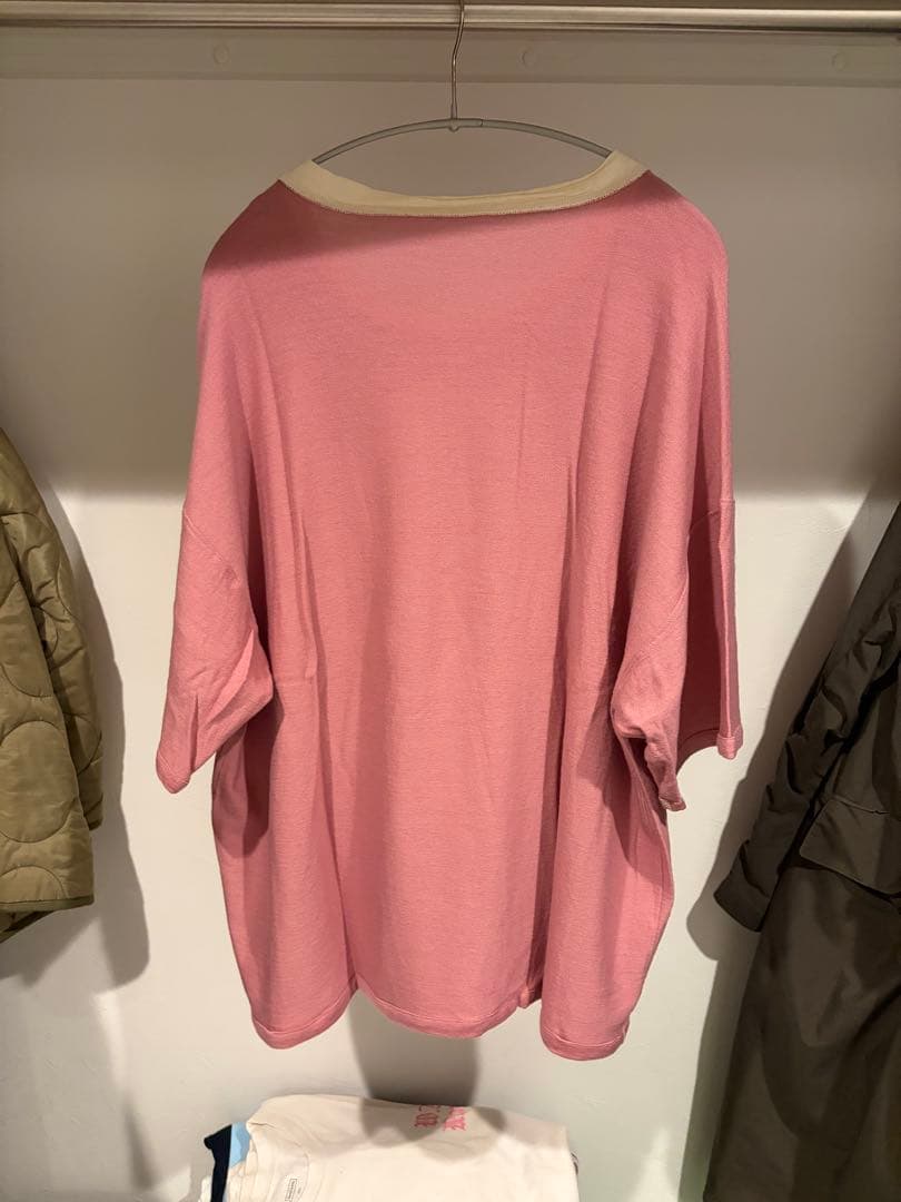 a bit of ...オーバーサイズ ピンクTシャツ
