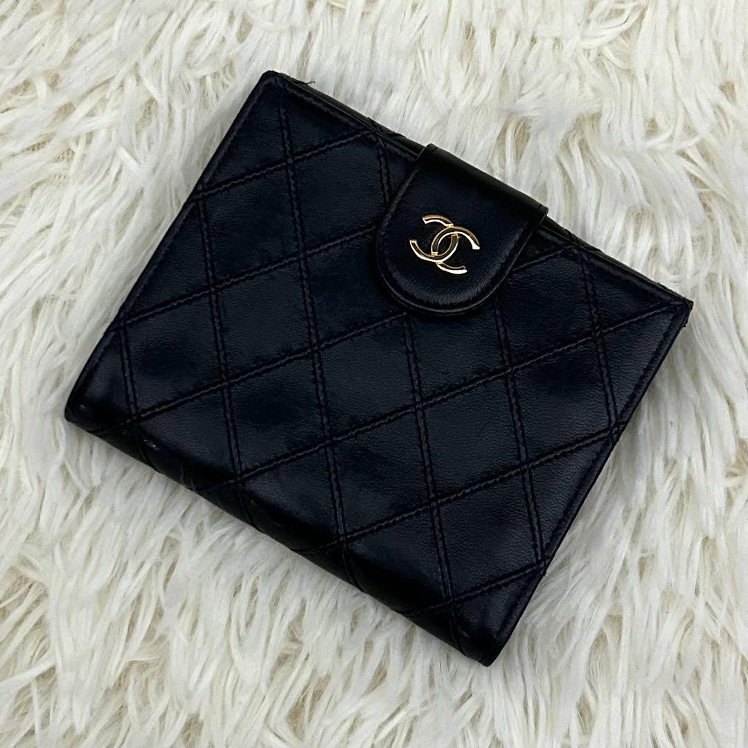 【美品】CHANEL シャネル マトラッセ ココマーク 二つ折り財布 ブラック