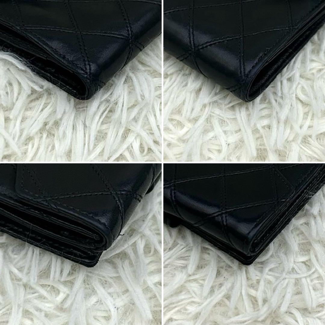 【美品】CHANEL シャネル マトラッセ ココマーク 二つ折り財布 ブラック