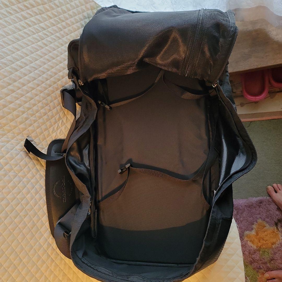 mont-bell 3WAY 旅行用バックパック 黒　大容量　ユーズド品