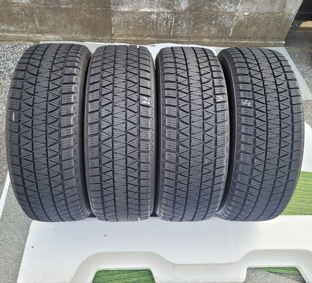 ブリヂストン ブリザック DM-V3 17インチ225/60R17 99Q