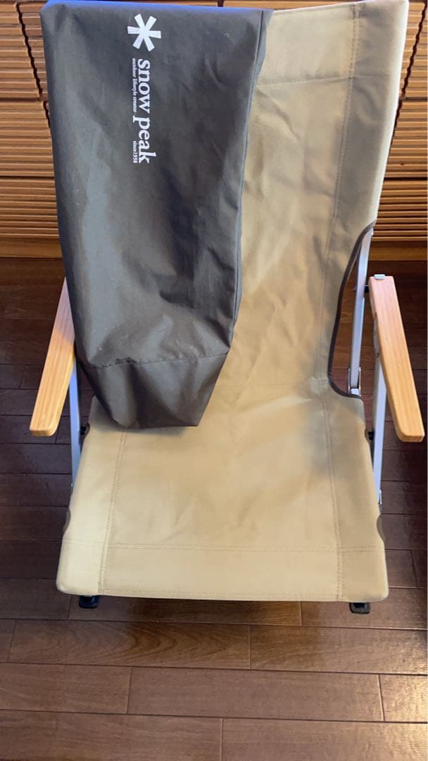  peak アウトドアチェア 折りたたみ式ローチェア30カーキ