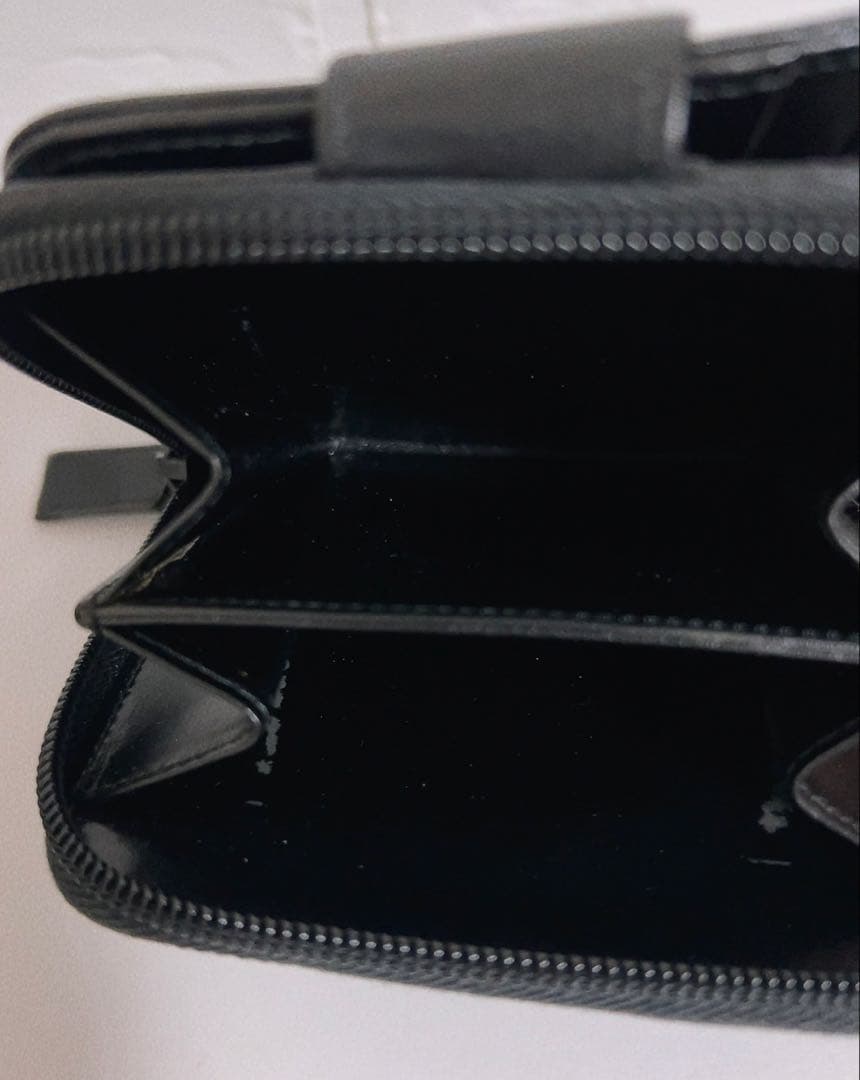 プラダ　PRADA 折り財布　ブラック　M170 カーフレザー