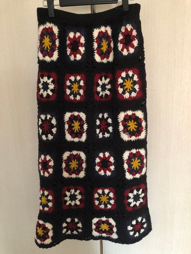 可愛い★Ungrid 花柄手編みクロシェタイトスカート　黒　ナチュラル好きに★