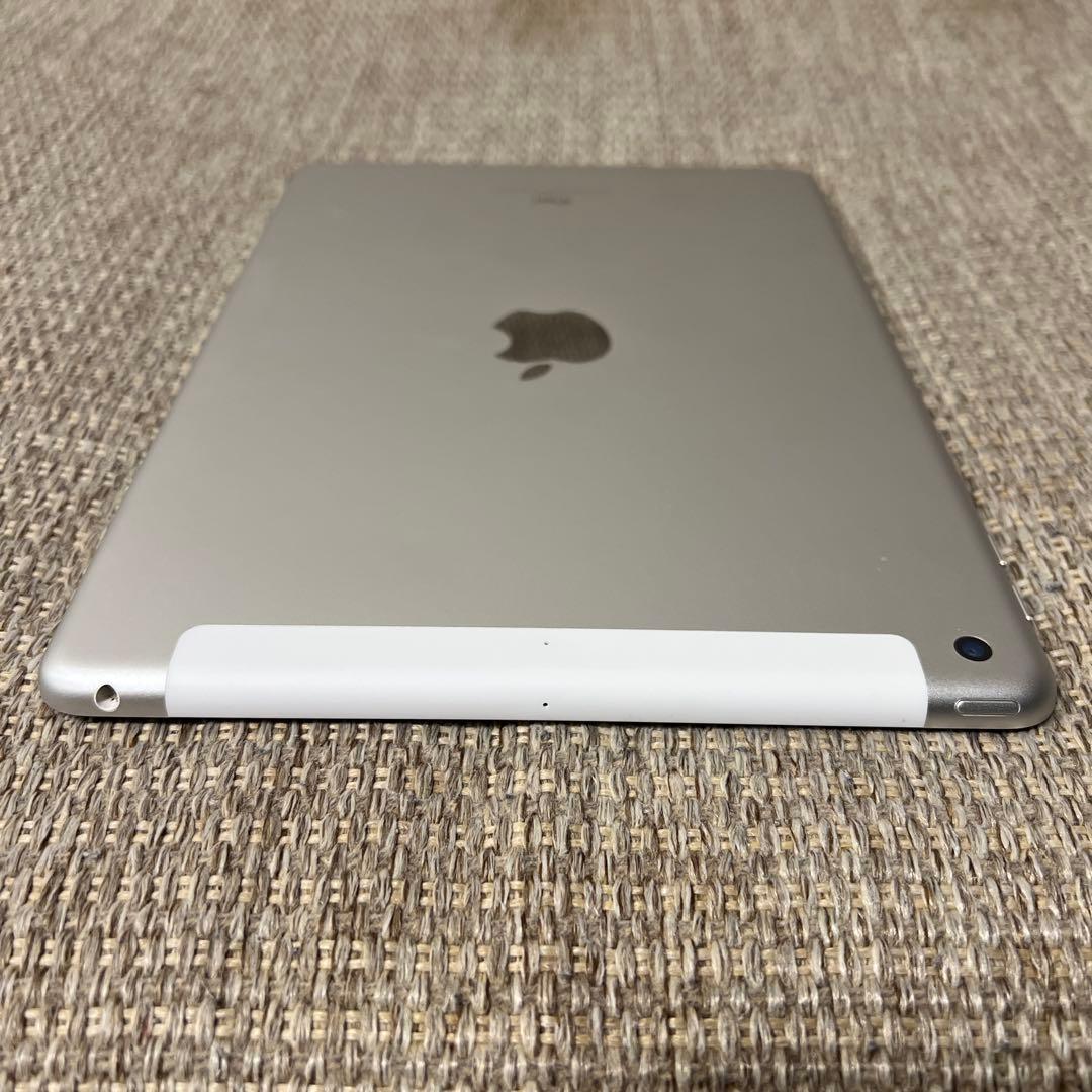 Apple iPad MR6P2J/A 第6世代9.7インチ シルバー 32GB