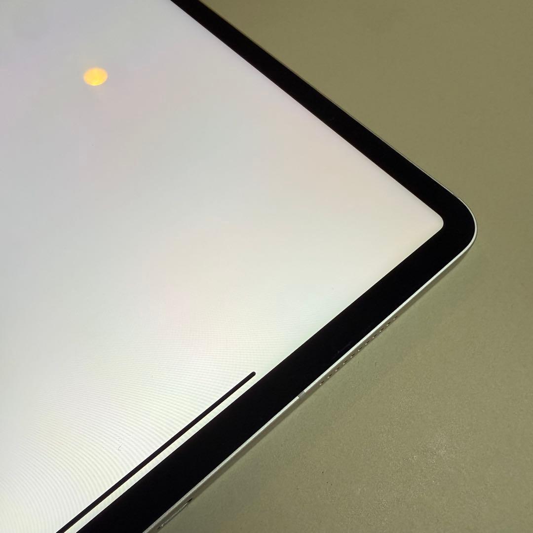 カ*ン様 iPadPro 256GB第5世代Cellular MagicKeyb