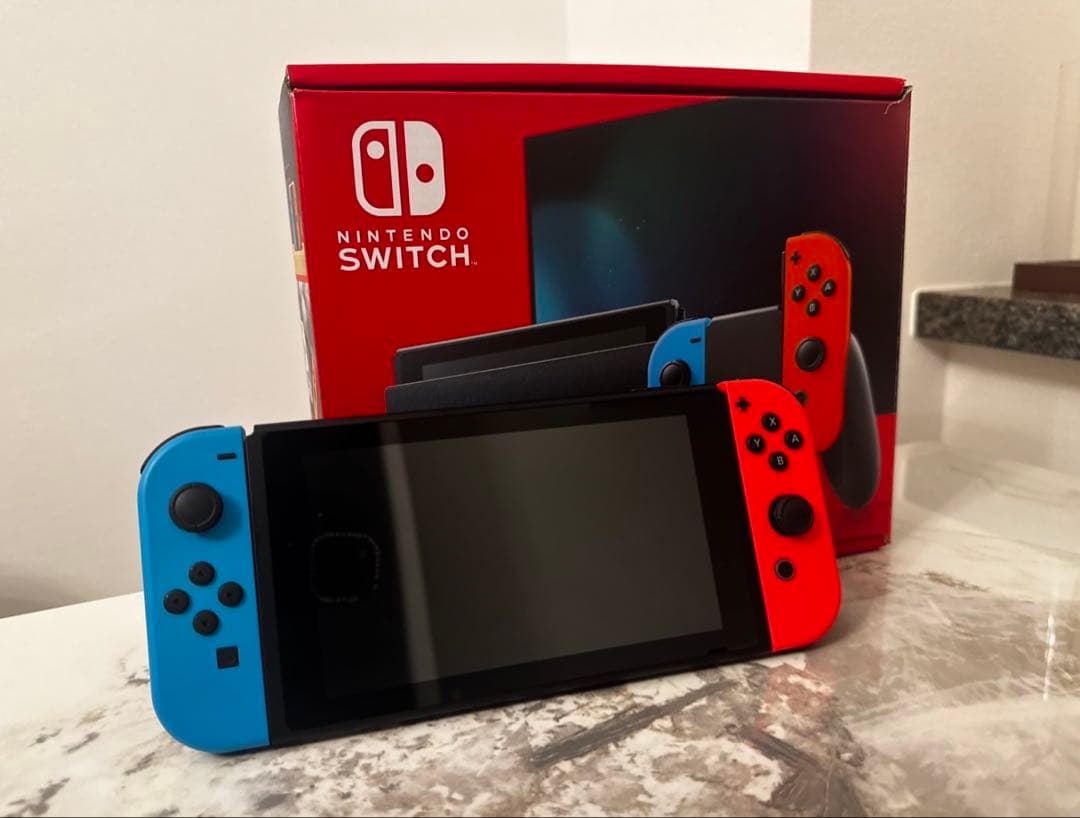 Nintendo Switch 本体 ほぼ未使用 箱・付属品完備 動作確認済