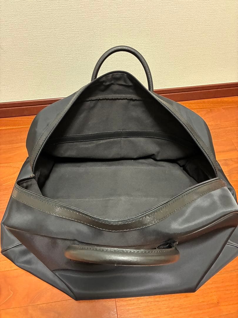 【新品 未使用品】FURLA UOMO フルラ ボストンバッグ　ストラップ付き