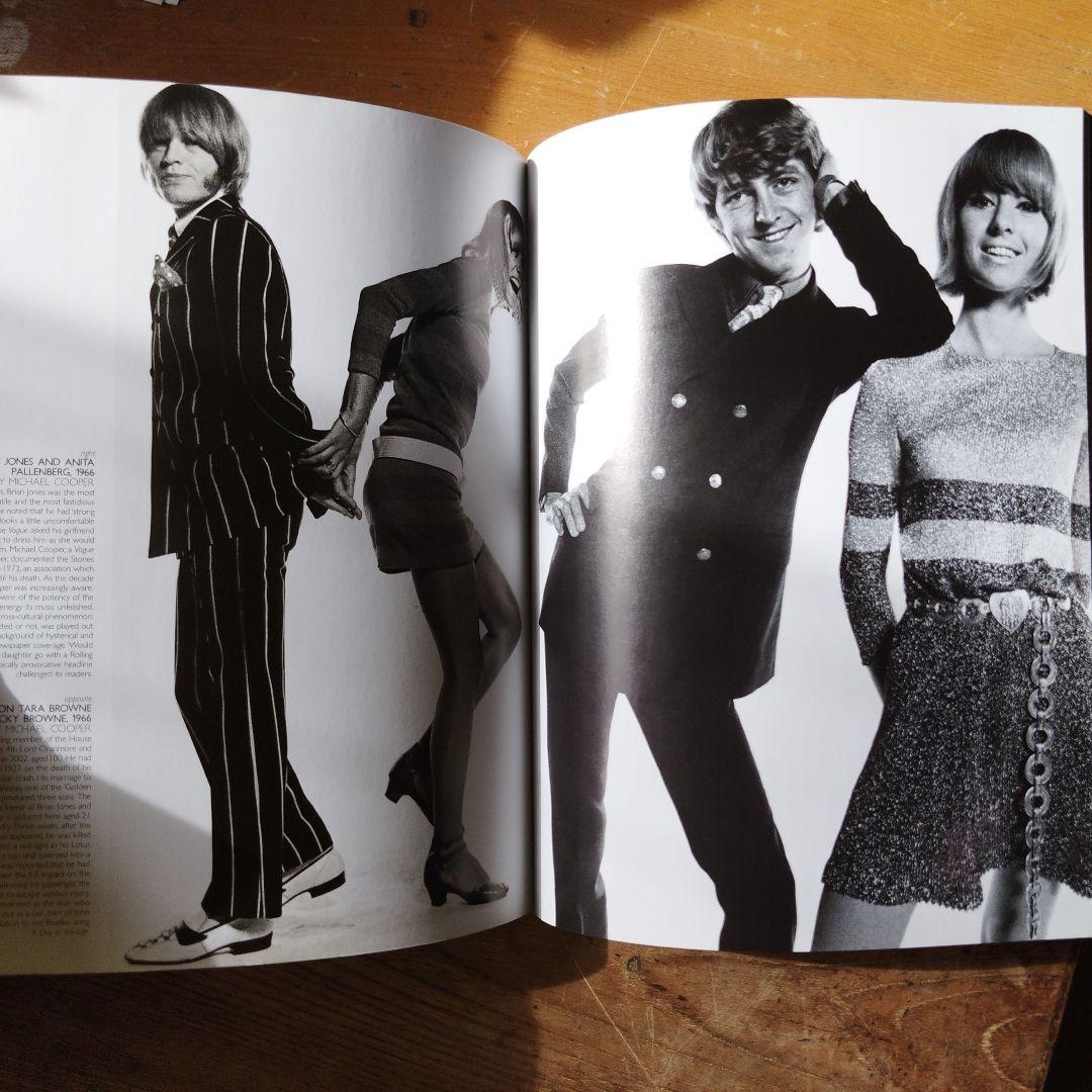 洋書 People in Vogue: A Century of Portraits