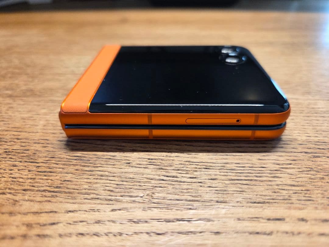 motorola razr 50 スプリッツオレンジ SIMフリー