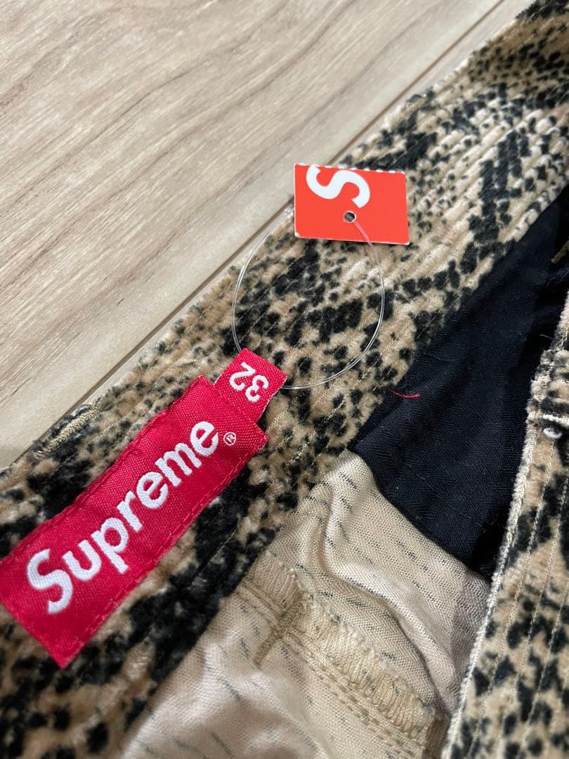 値下新品supreme Corduroy Flight Pant Snake