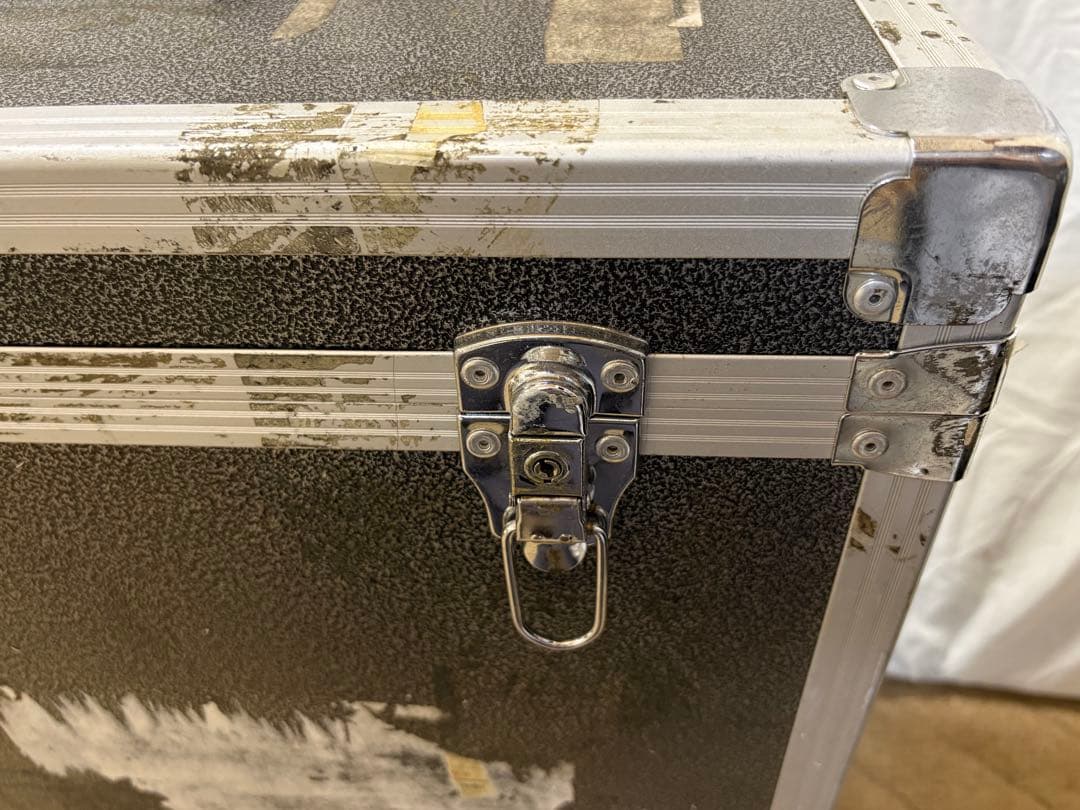 【ラックケース】メーカー不明 アルミニウム製 ハンドル付き