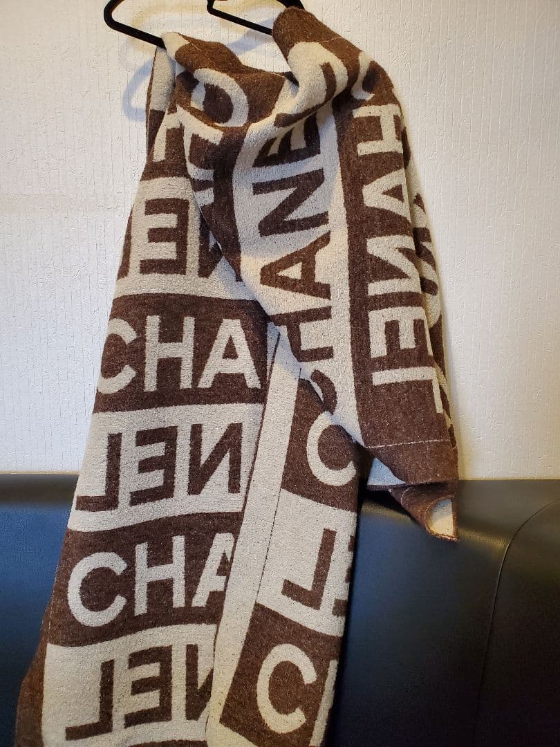 CHANEL ロゴマフラー ブラウンクリーム