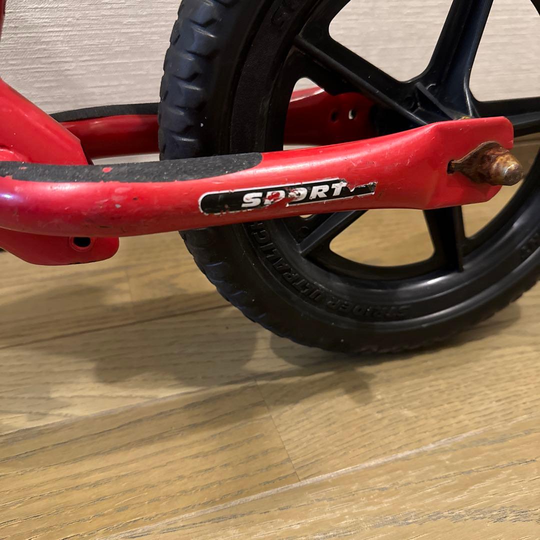 正規品　STRIDER ストライダー スポーツモデル 赤 レッド　バランスバイク