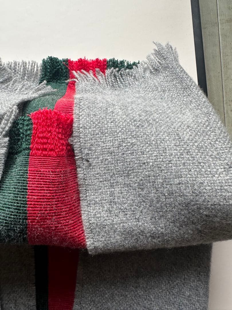 GUCCI ストール シェリーライン　蜂モチーフ　箱付き