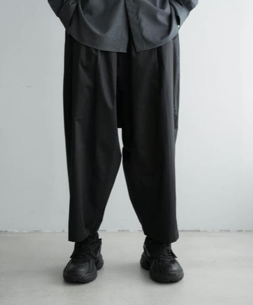 【新品未使用】CTHY ワイドサルエルアンクルパンツ ブラック　サイズ2