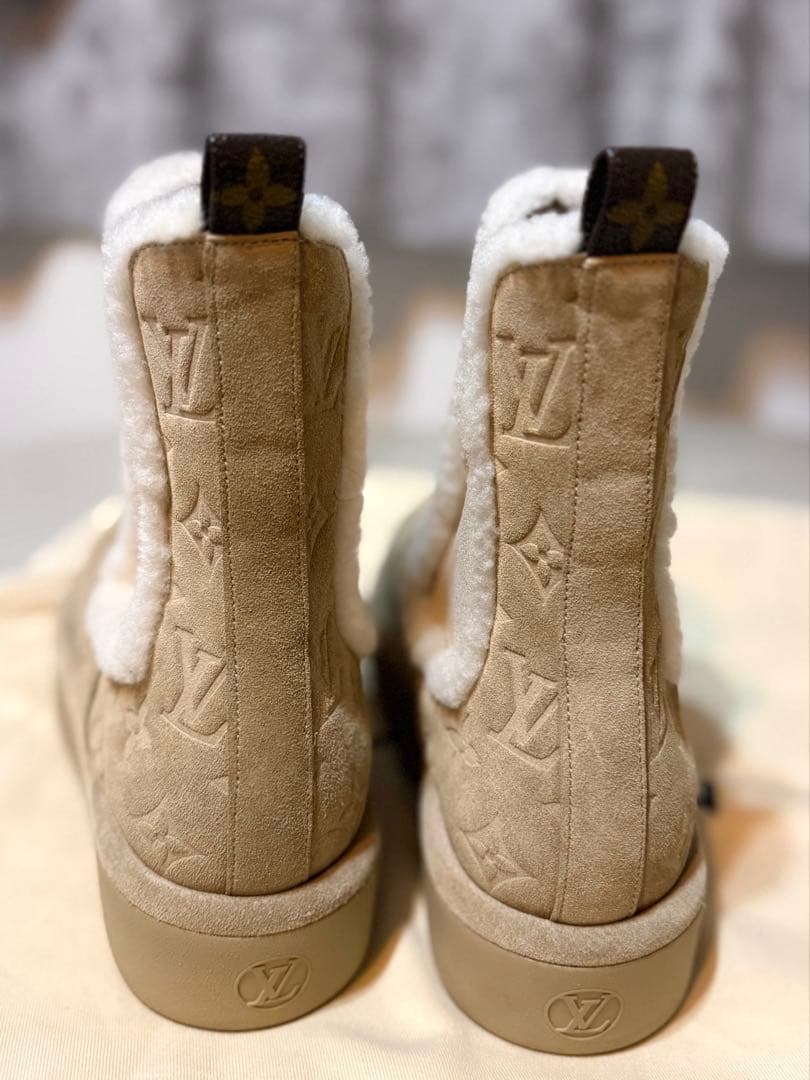 【LOUIS VUITTON】超美品✨今季新作モノグラムレザーブーツ春先にも！