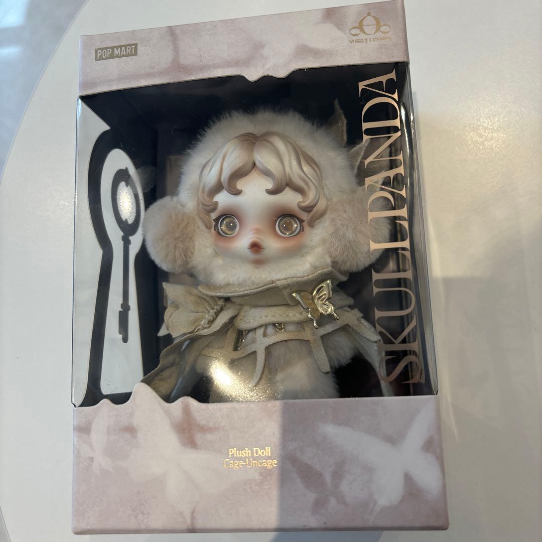 POP MART 上海限定　SKULLPANDA ぬいぐるみ