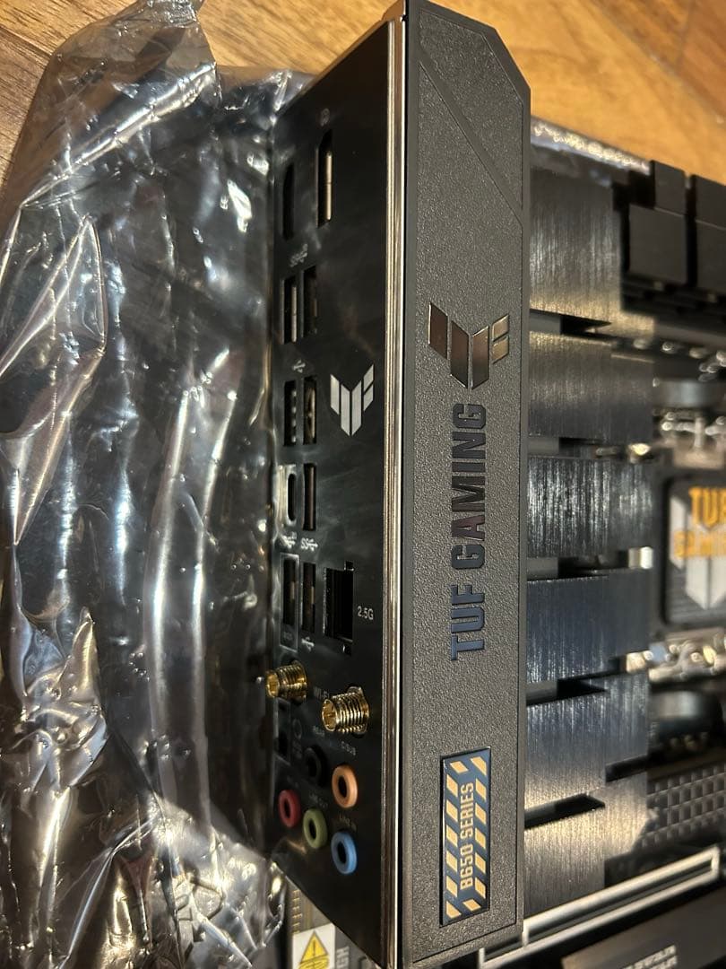 ASUS B650M-PLUS WIFI マザーボード
