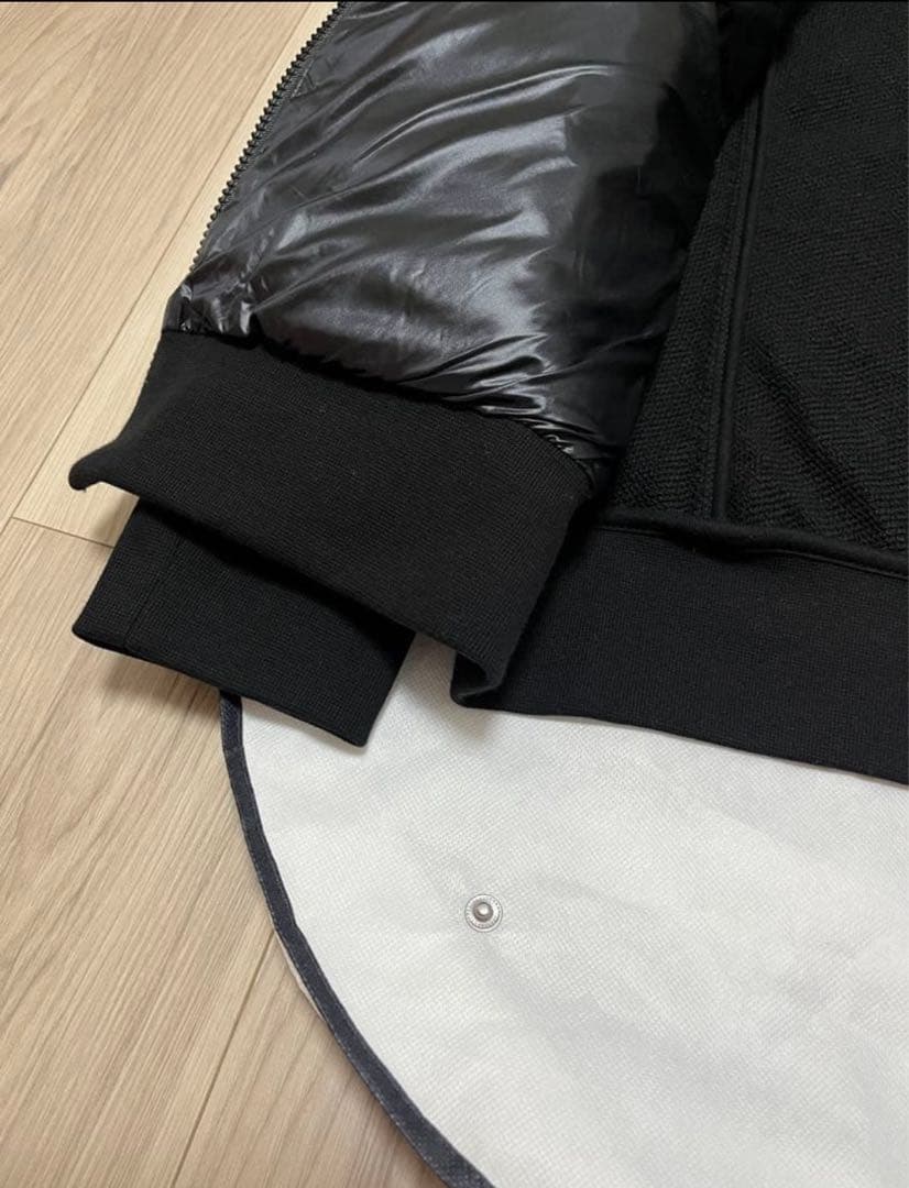 専用　未使用23AWMoncler MAGLIA ダウンジャケットカーデンガン