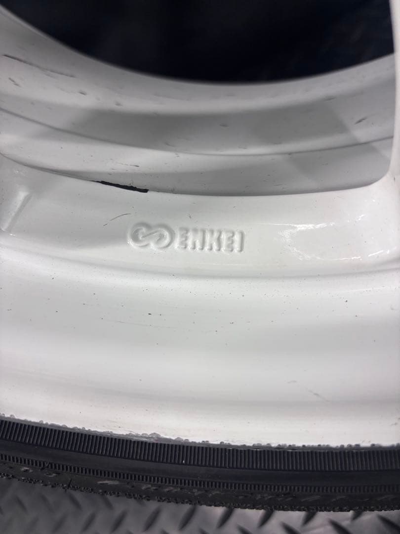 ドリケツ　17×8jj 114.3 +35 ENKEI ESターマック　2本