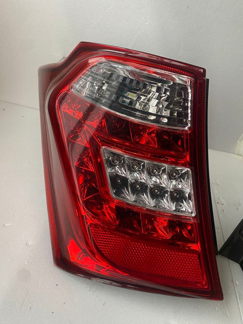 ホンダ フリード（GB3/GB4）用 社外LEDテールランプ 左右セット