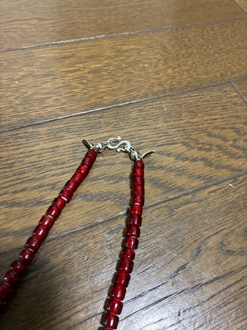 ホワイトハーツ　ハンドメイド　ビーズネックレス　波乗り屋