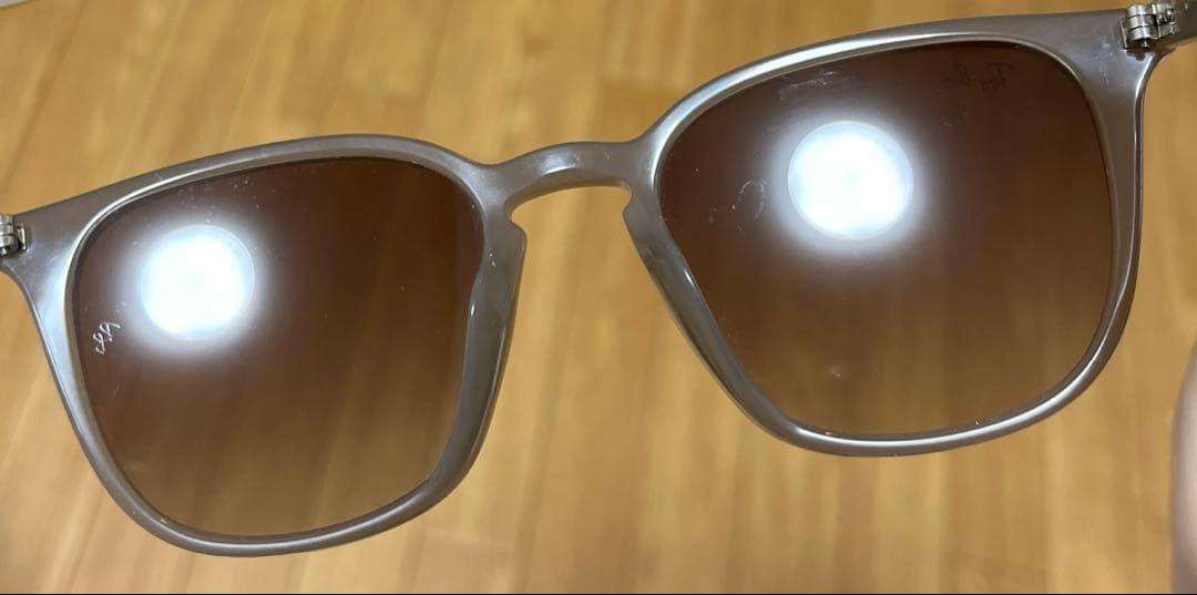 Ray-Ban ベージュ サングラス ケース付き