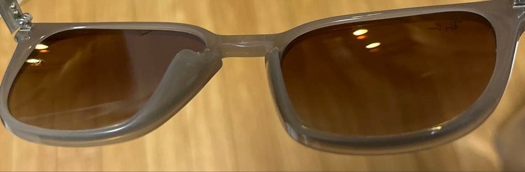 Ray-Ban ベージュ サングラス ケース付き