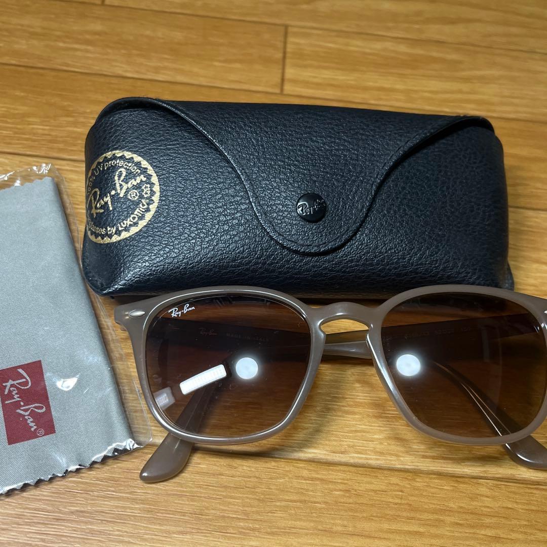 Ray-Ban ベージュ サングラス ケース付き