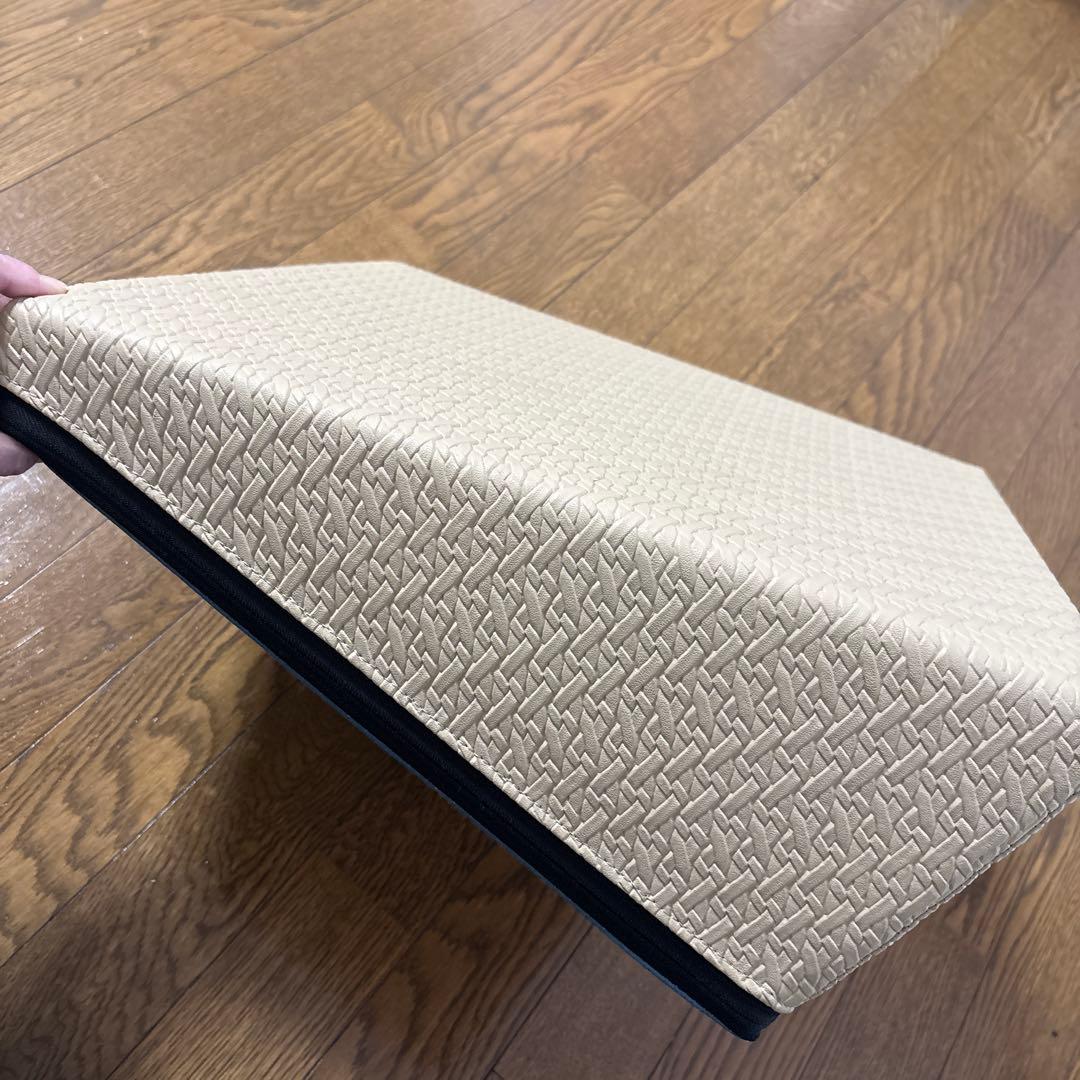 Flexcushion 傾斜クッション ベージュ