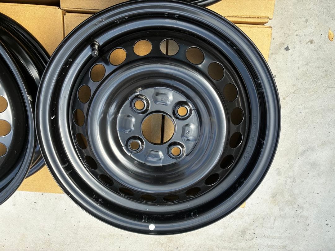 ダイハツ純正　14インチスチールホイール4本セット新車外し新古品