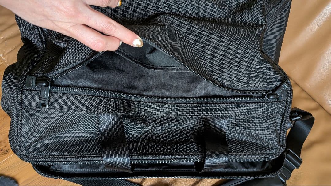★専用です★TUMI　ボストンバッグ　デラックスキャリーオンサチェル