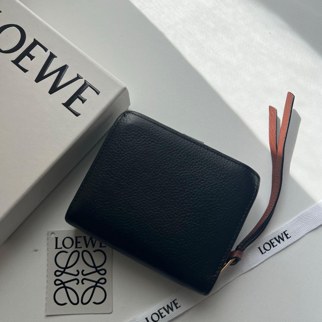 158 美品 LOEWE ロエベ 2つ折り財布