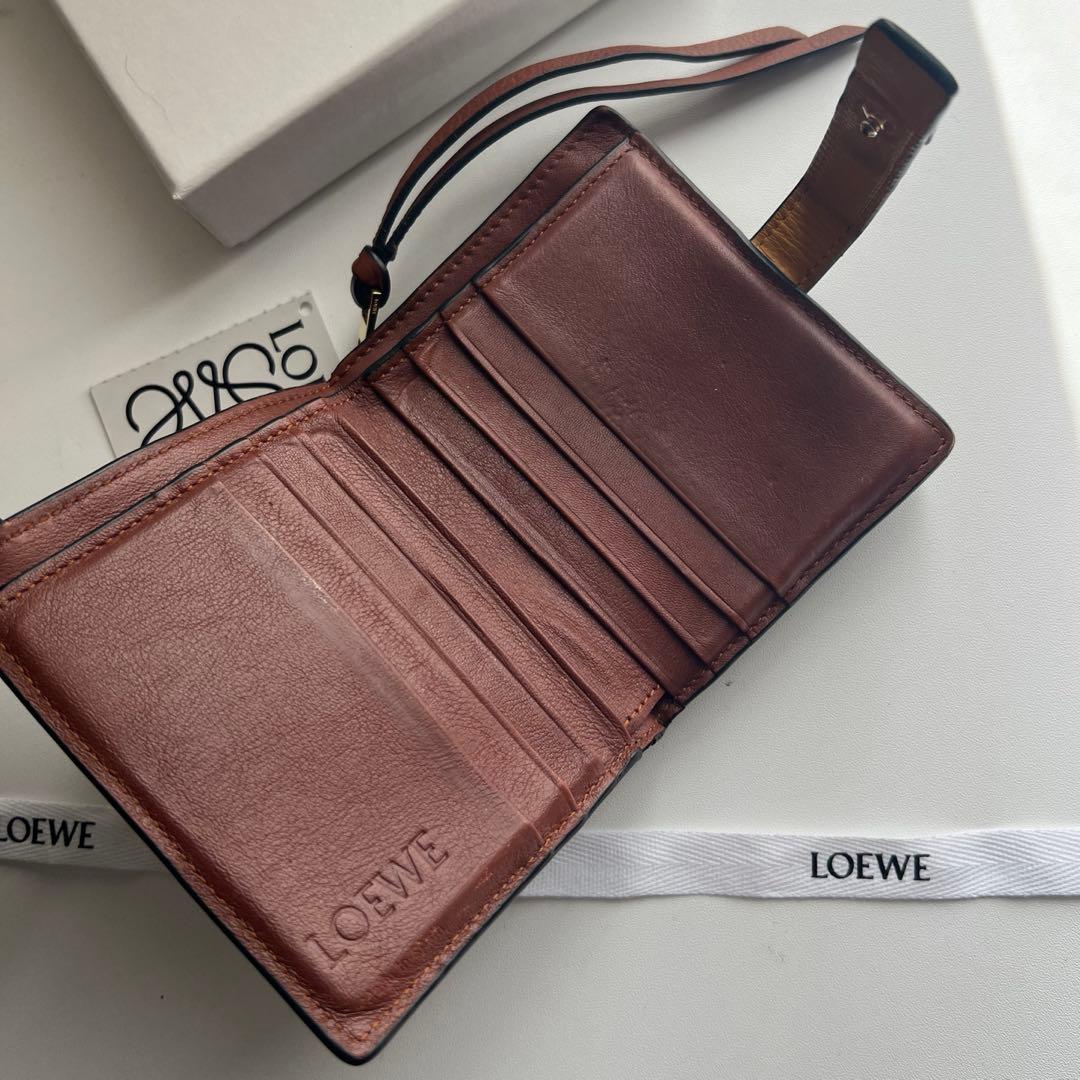158 美品 LOEWE ロエベ 2つ折り財布