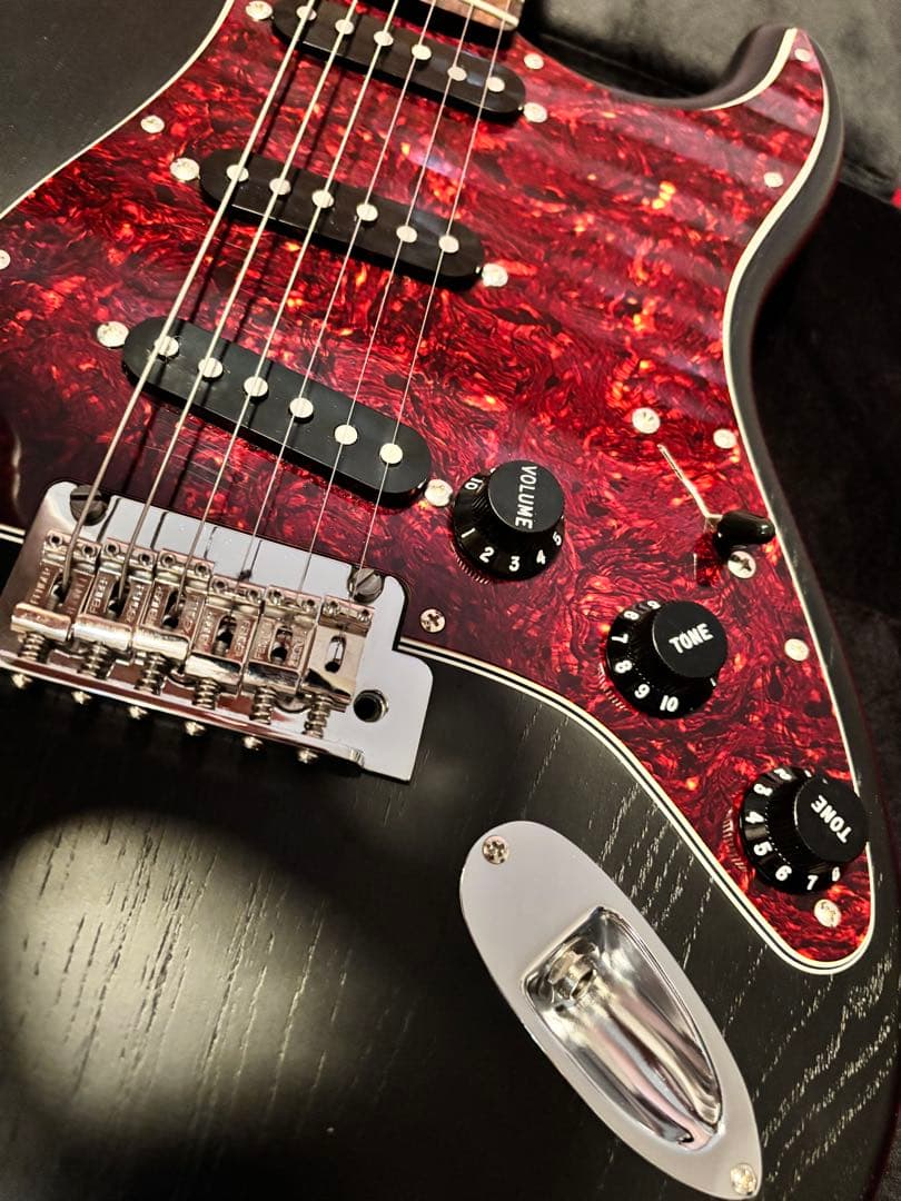 ギター Fender MiJ Limited Raw Ash Stratocaster